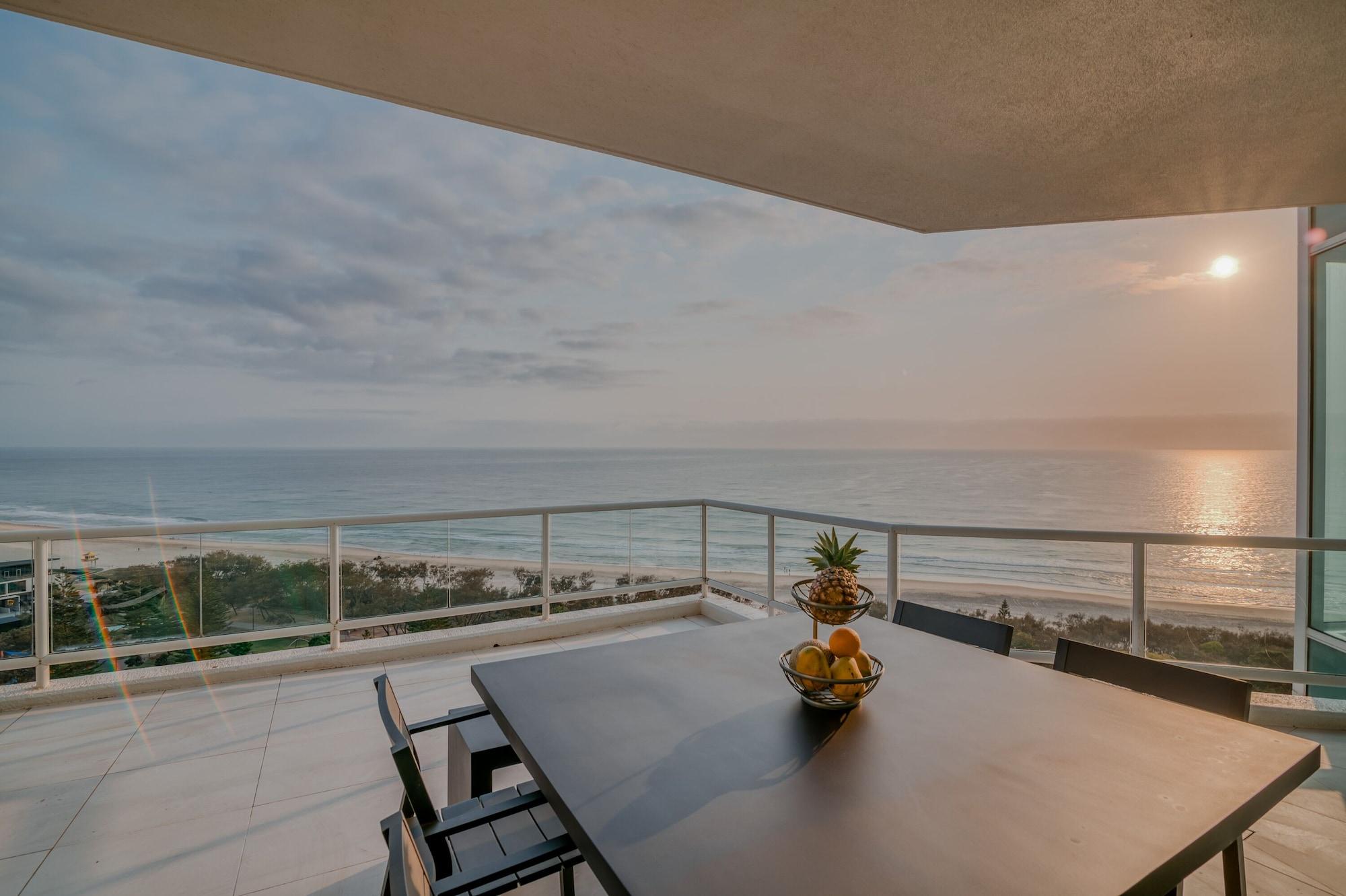 Carmel By The Sea Aparthotel Gold Coast Exterior photo