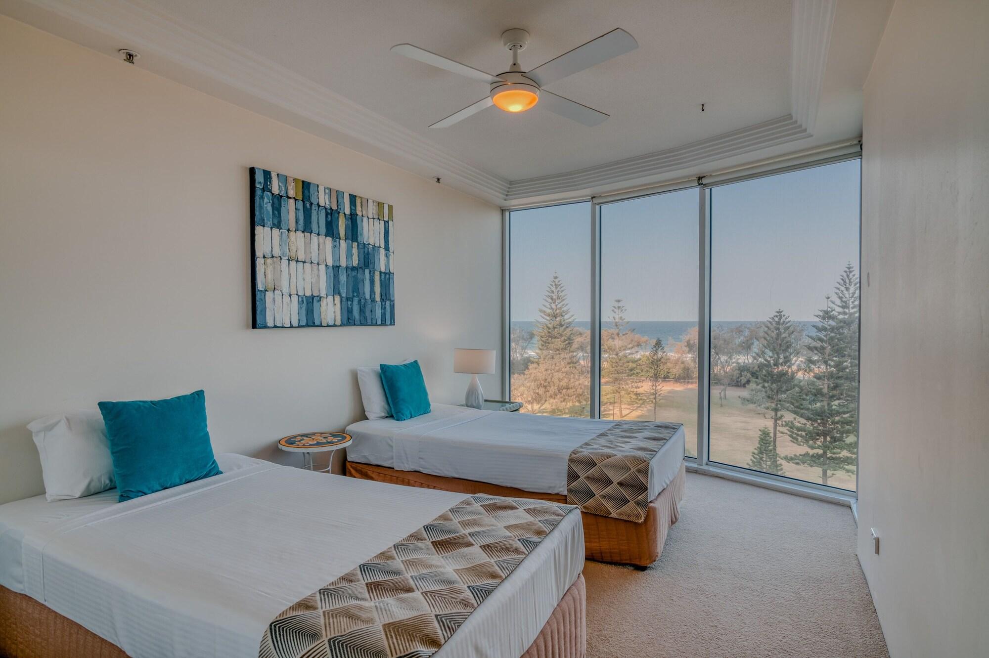 Carmel By The Sea Aparthotel Gold Coast Exterior photo