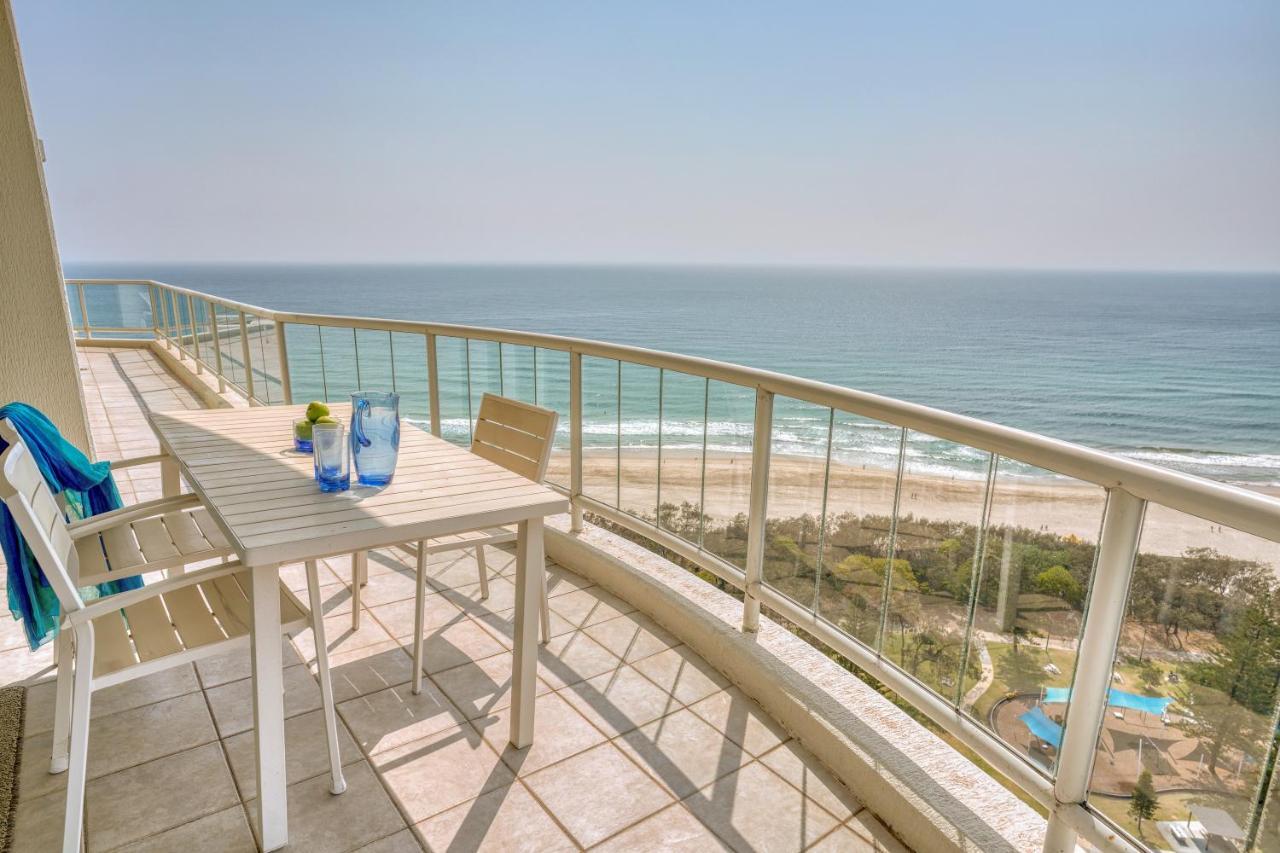 Carmel By The Sea Aparthotel Gold Coast Exterior photo